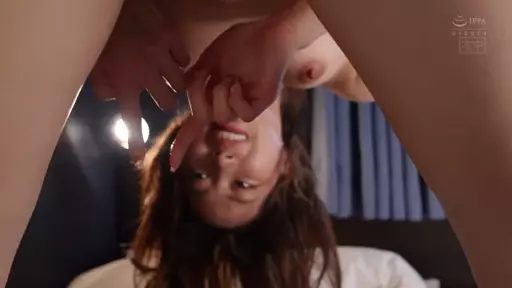 巨尻お姉さんの美谷朱里がM男ク