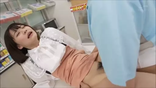 東條なつ スレンダーな美少女店