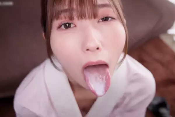 小料理屋の若女将（逢沢みゆ）が